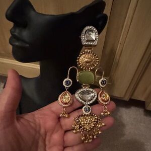 Statement Piece Dual Tone in Gold and Green Earrings